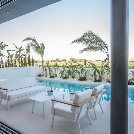 Neue, Moderne 3 Schlafzimmer Mit Privatem Pool * Paralimni