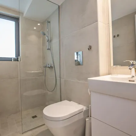 Neue, Moderne 3 Schlafzimmer Mit Privatem Pool * Paralimni